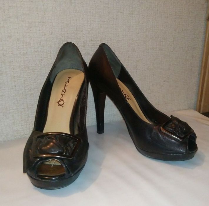 Туфли. Босоножки.Женская обувь. На каблуках.