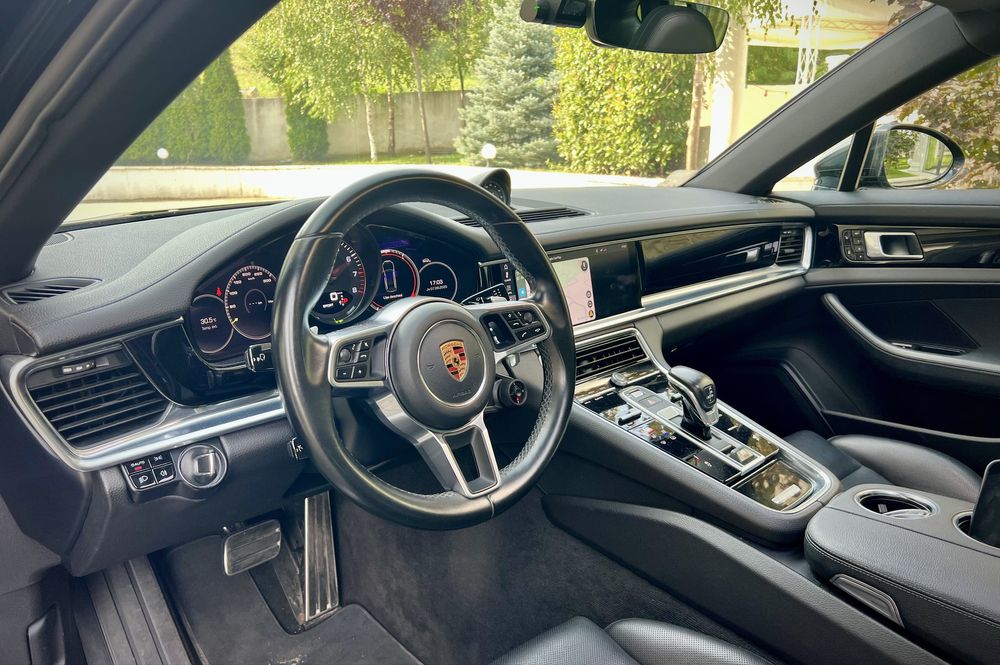 Porsche Panamera S Plug In Hybrid ! P.J! Full Option!TVA Deductibil