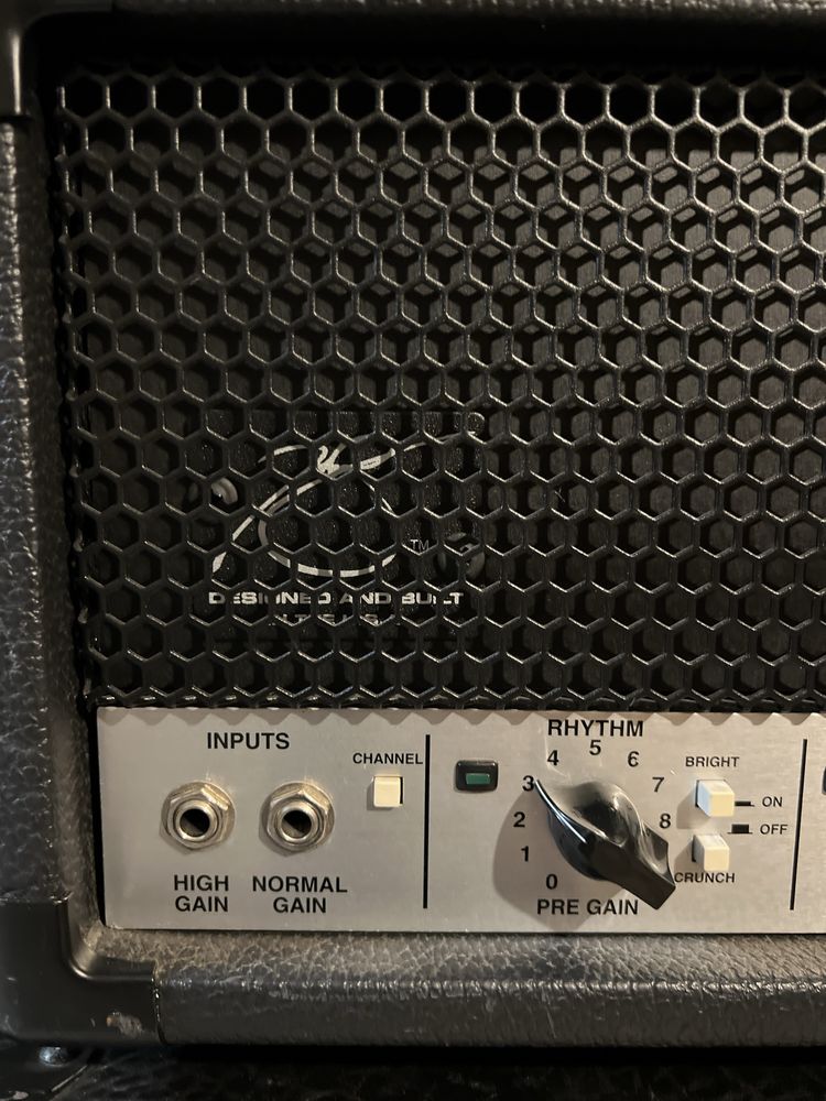 Китарен усилвател Peavey 6505 USA 120w + flight case и мек калъф