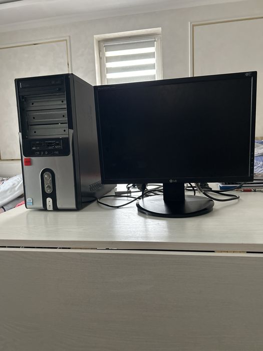 Компьютер (процессор, монитор)