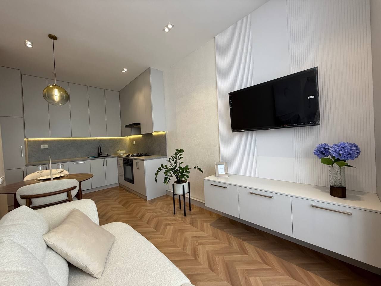 Neo House».Узбум 2/3/10  площадь 50м2