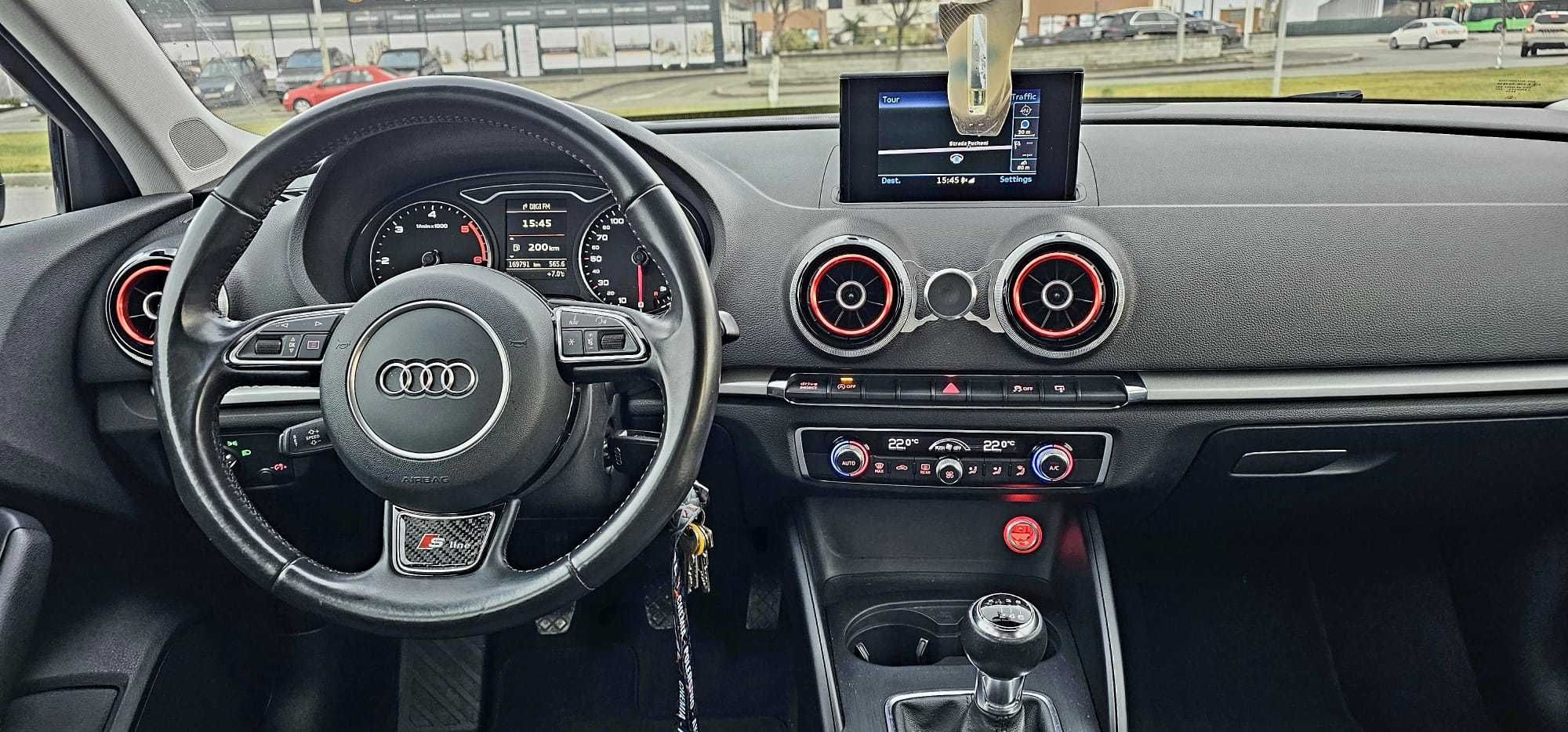 Audi A3 S-Line Berlina/Bi-Xenon/Navigatie/Climatronic/2.0 Tdi 150cp