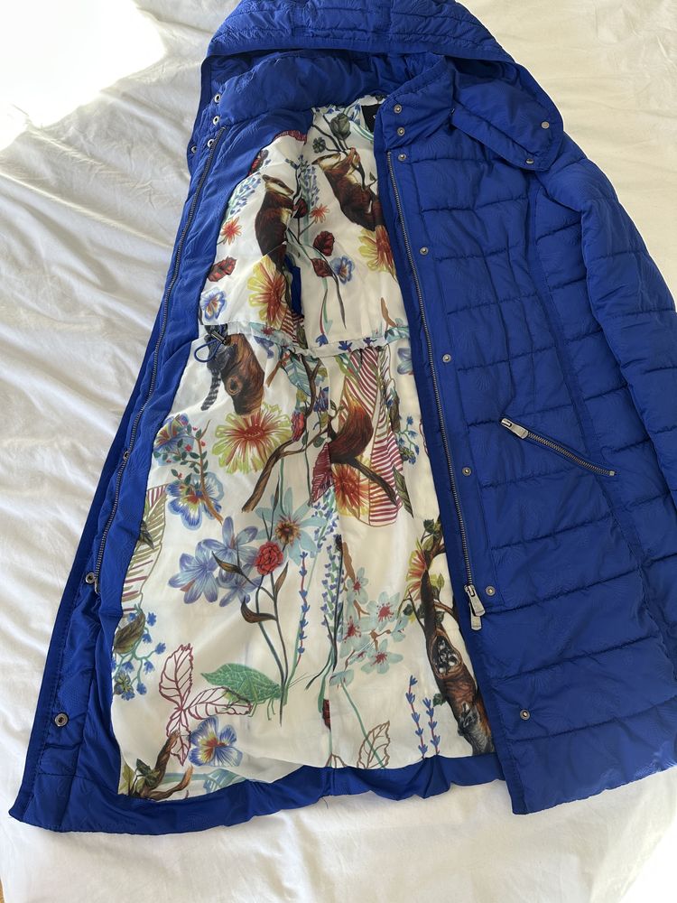 Geaca Desigual albastra
