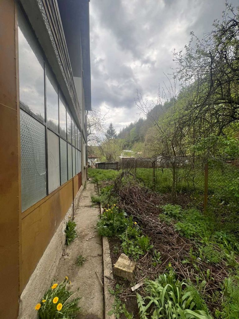 Продава се Къща в с. Голема Раковица, Област София-област - 192 кв.м за 365 €/кв.м - Снимка #17