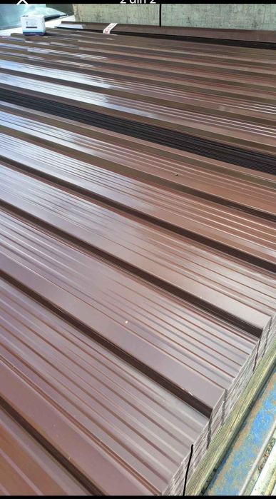 Tabla cutata colorată