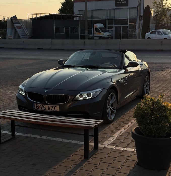 Bmw z4 an 2013 hard top