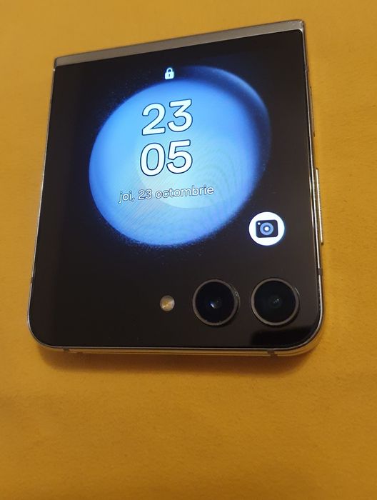 Samsung Galaxy Z Flip5 512Gb 8gb ram