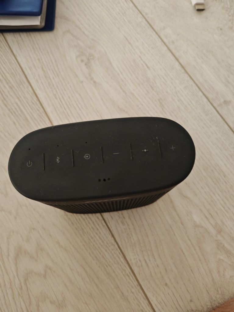 Boxa BOSE SoundLink Color 2 II defecta pentru piese