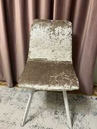Защитные чехлы на стулья ИКЕА/Eames