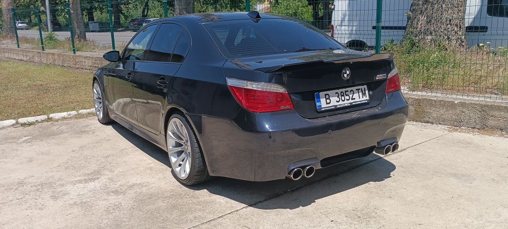 BMW 525 бензин ръчка