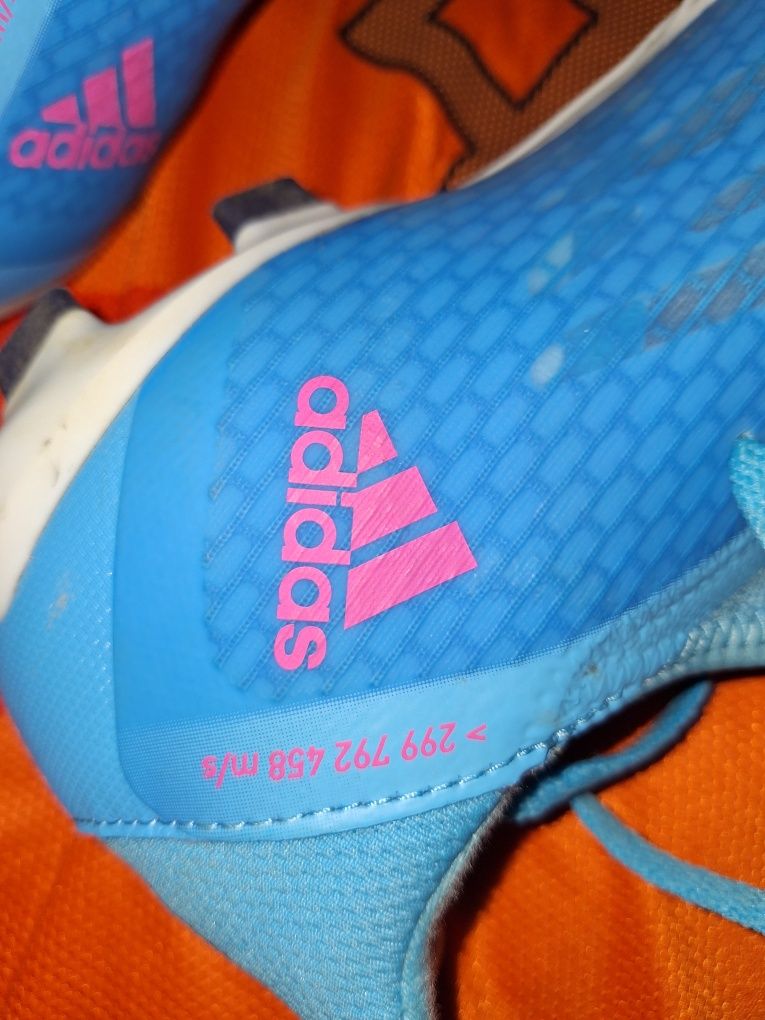 Ghete fotbal Adidas Speedflow 3