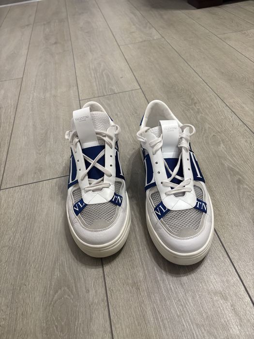 Valentino Garavani 45