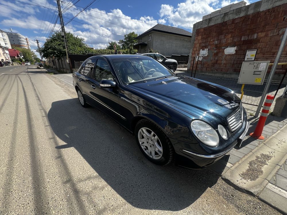 Mercedes w211 E class