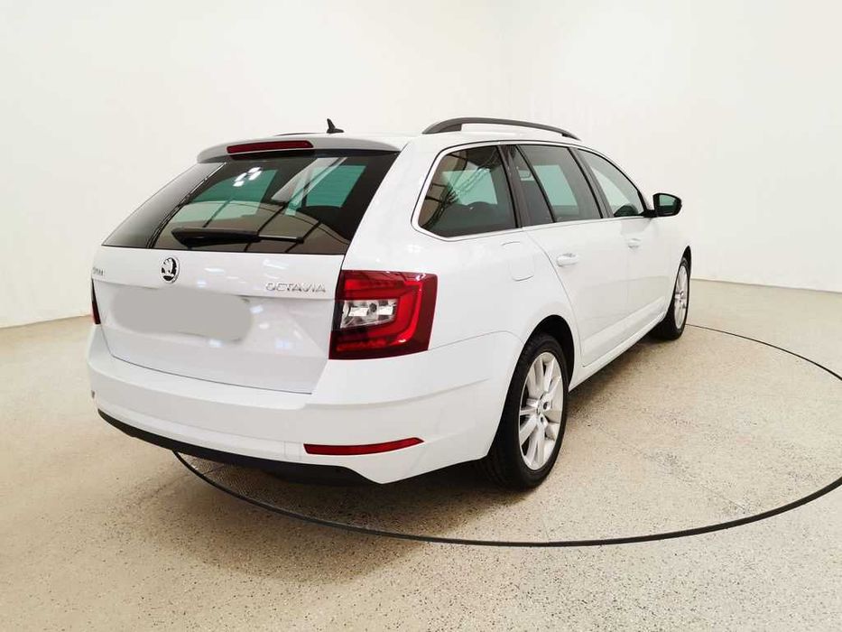 Masini de inchiriat - skoda octavia cutie automata - inchirieri auto