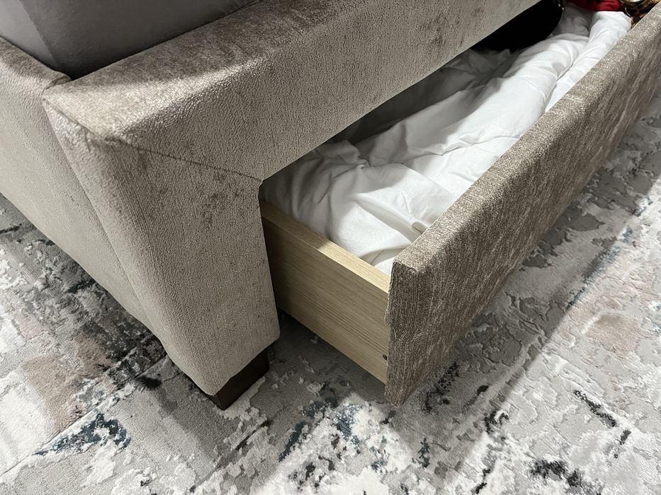 Pat Mobexpert 160x200 cu saltea Memory Foam