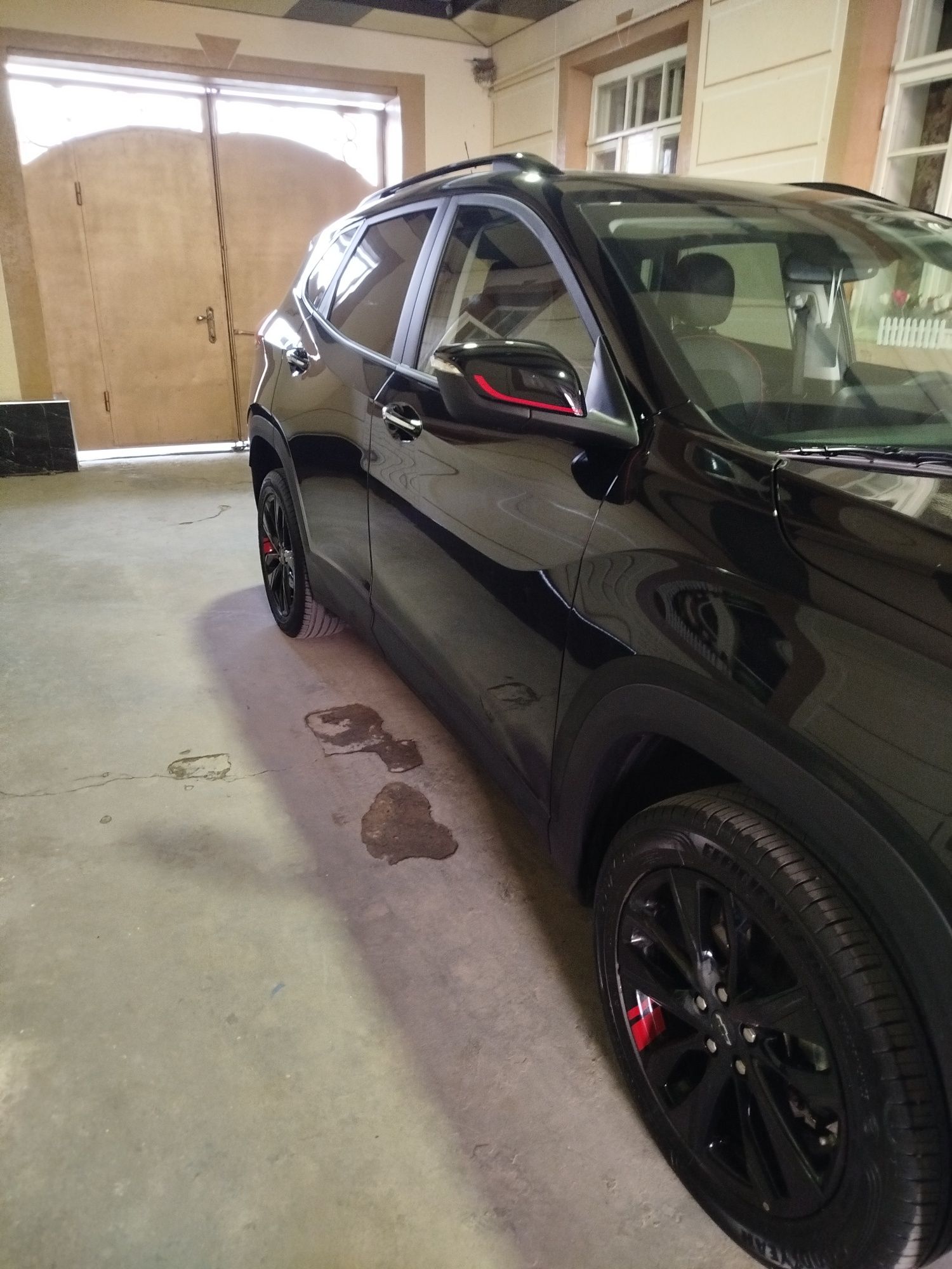Tracker 2 redline