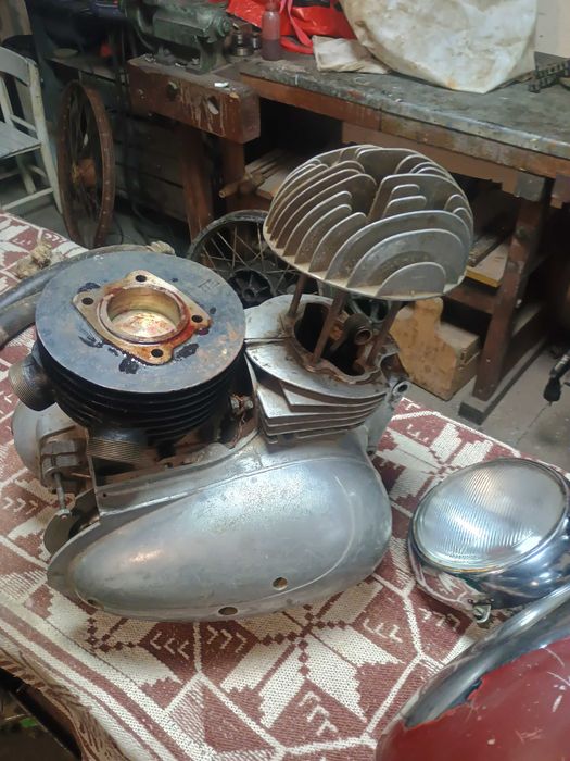 Ява Jawa 175 на части