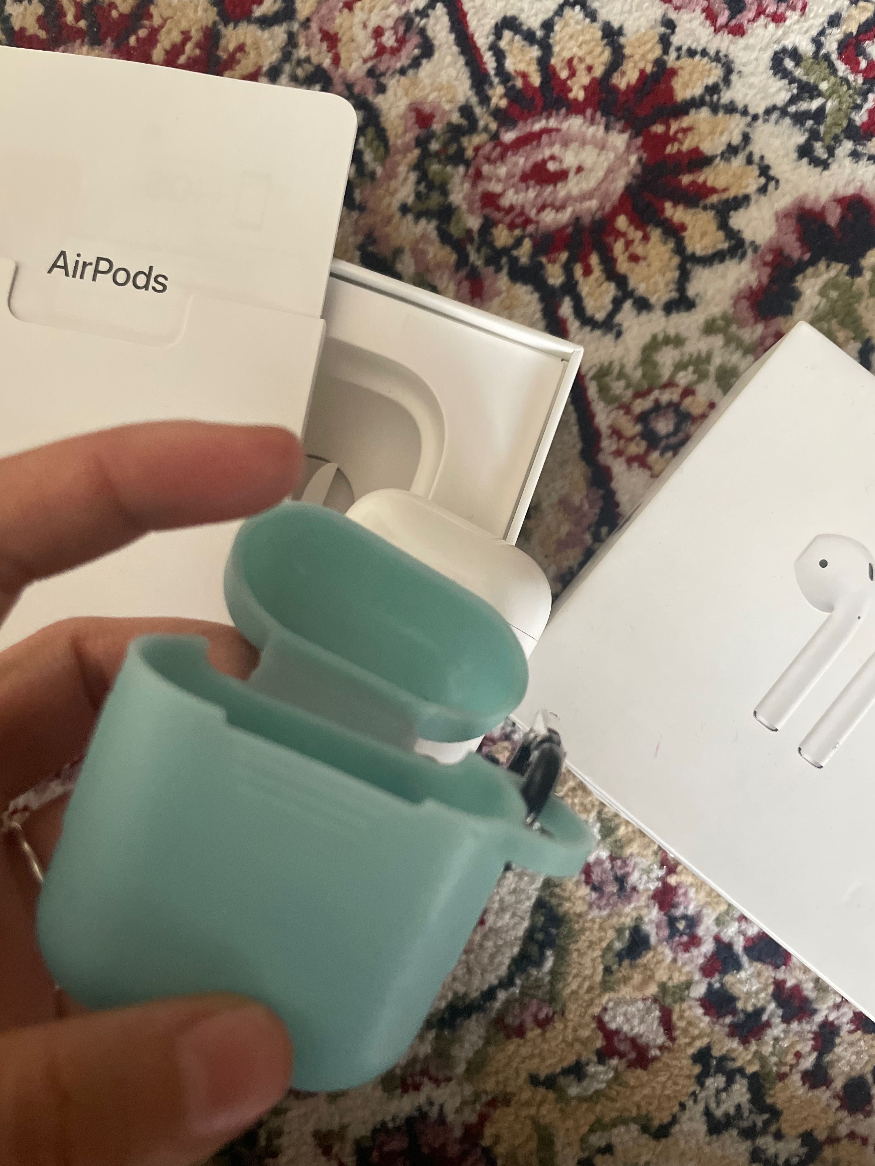 AirPods 2 новый,