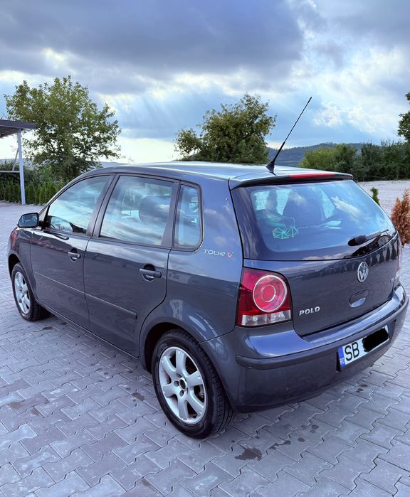 Volkswagen Polo 1,6 BENZINA