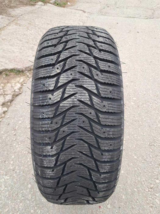 зимна гума SAILUN ICE 205/50 R16.