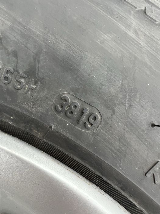 VW Tiguan  Лети джанти със зимни гуми 215/65/16  DOT19