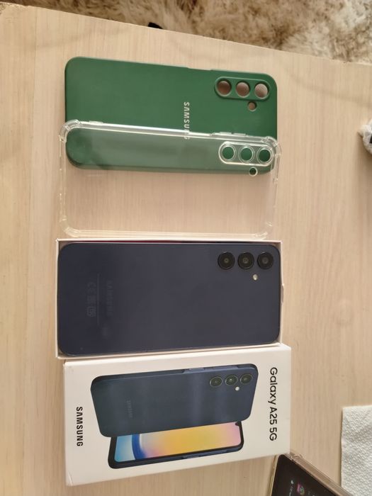 Самсунг А 25 телефон