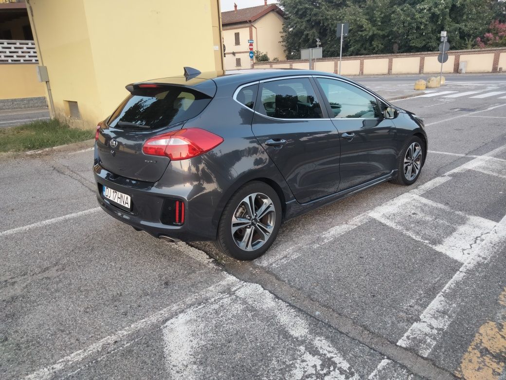 Kia ceed 1.6 crdi 136cv gt line