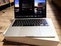 MacBook  pro 13” M2