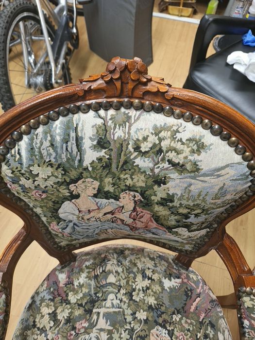 Барокови кресла,масичка за кафе