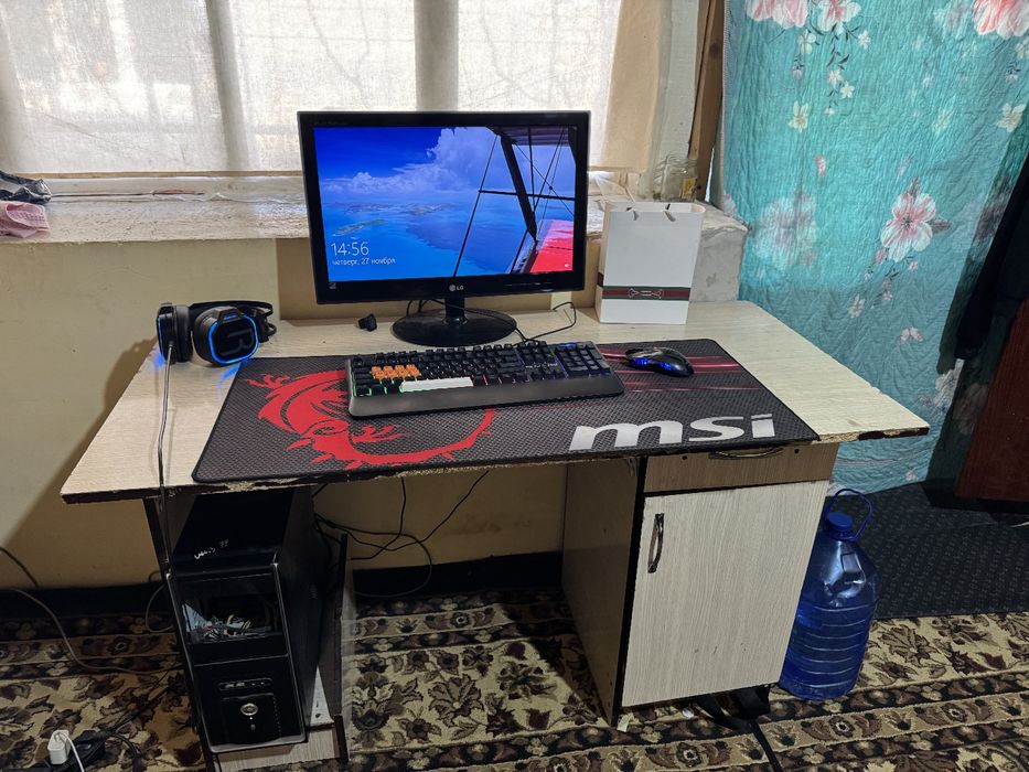 Komplekt kompyuter sotiladi