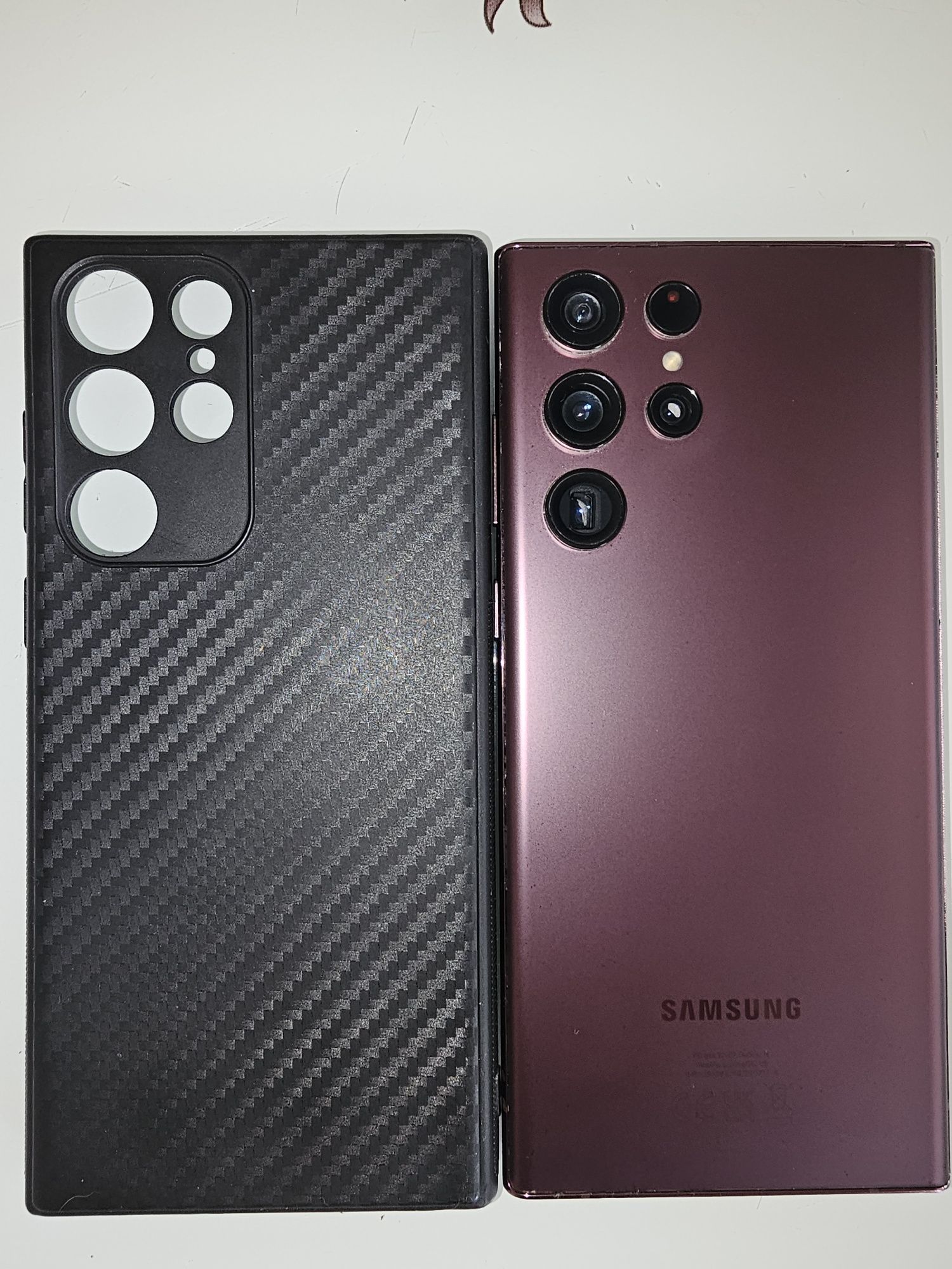 Galaxy S22 Ultra 5G 8/128GB Отличен