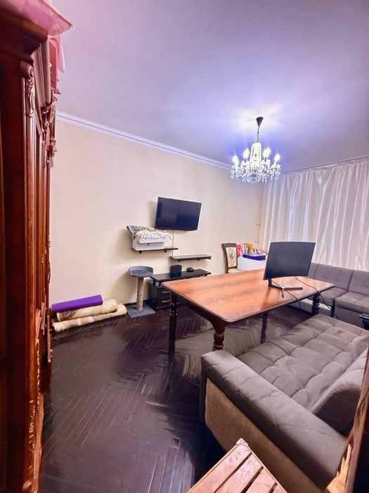 Продается 4х комнатная квартира, Себзар