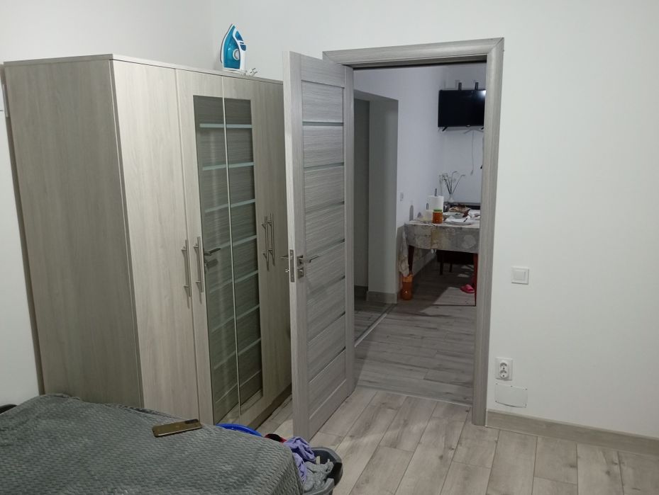 Apartament 3 camere de vânzare