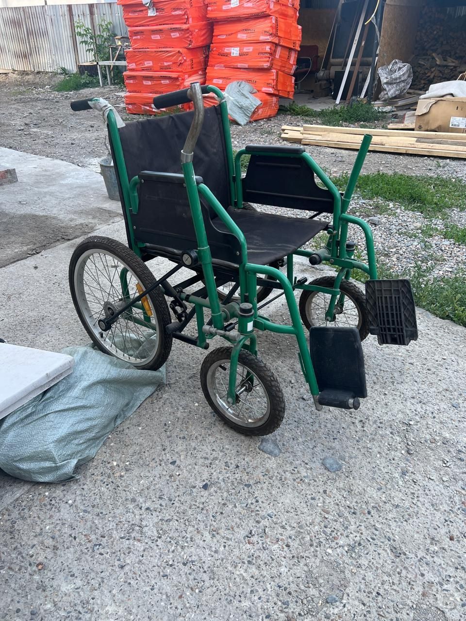 Продам инвалидной кресло