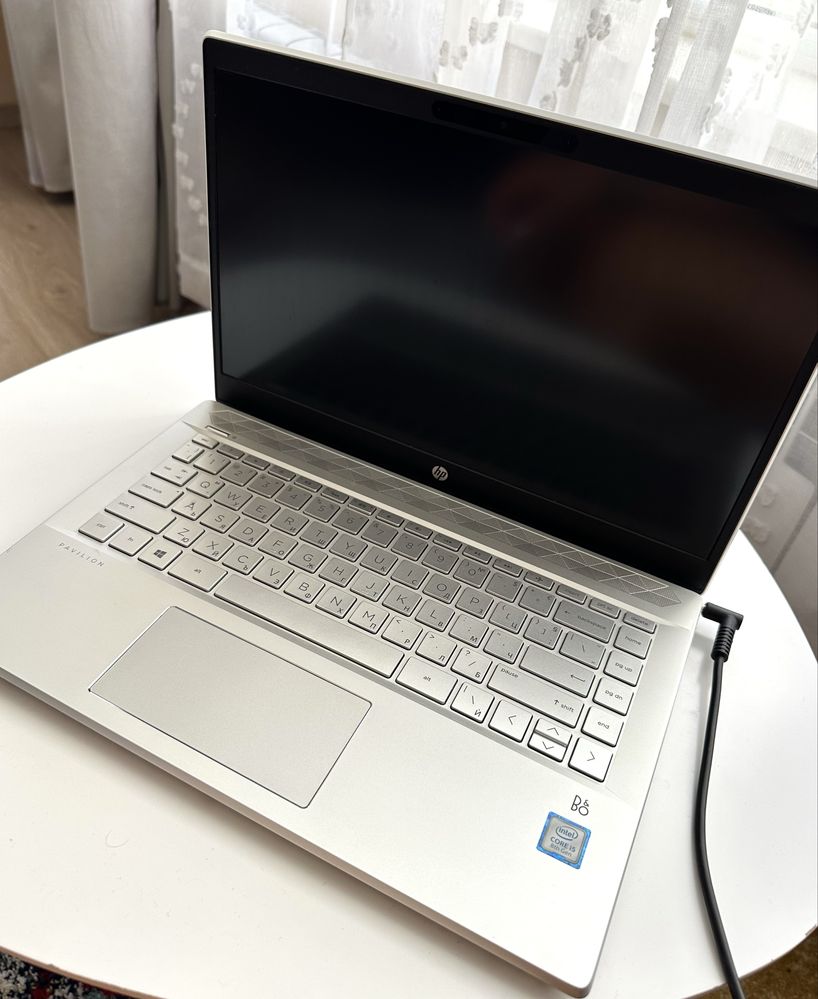 HP Pavilion 14 – i5/16GB/500SSD – нуждае се от ремонт на вентилатор