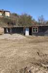 Продава парцел и стопанска сграда в с.Невестино