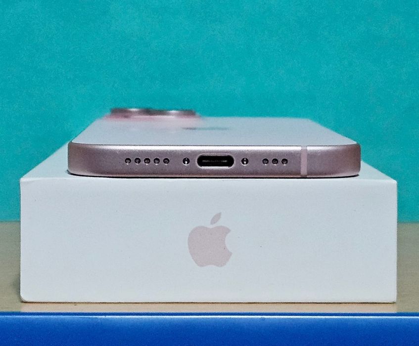 iPhone 15 full box liber de retea