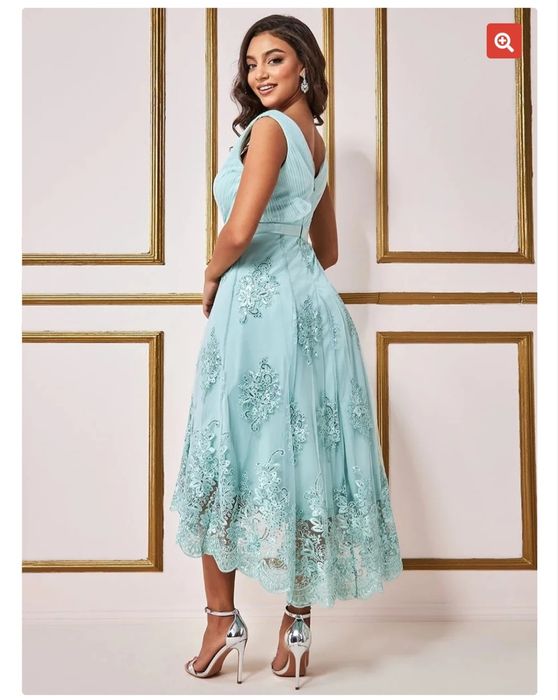 Vând rochie marime L(merge si XL)