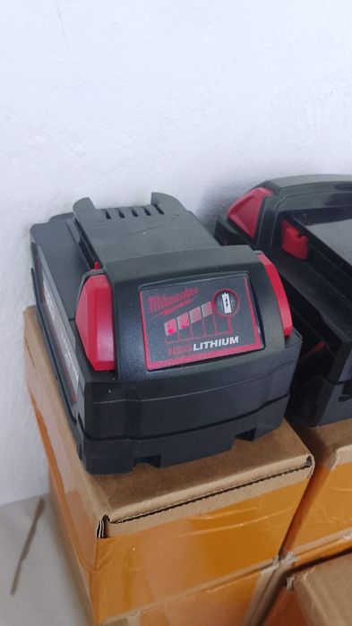 10 buc baterii milwaukee 6A