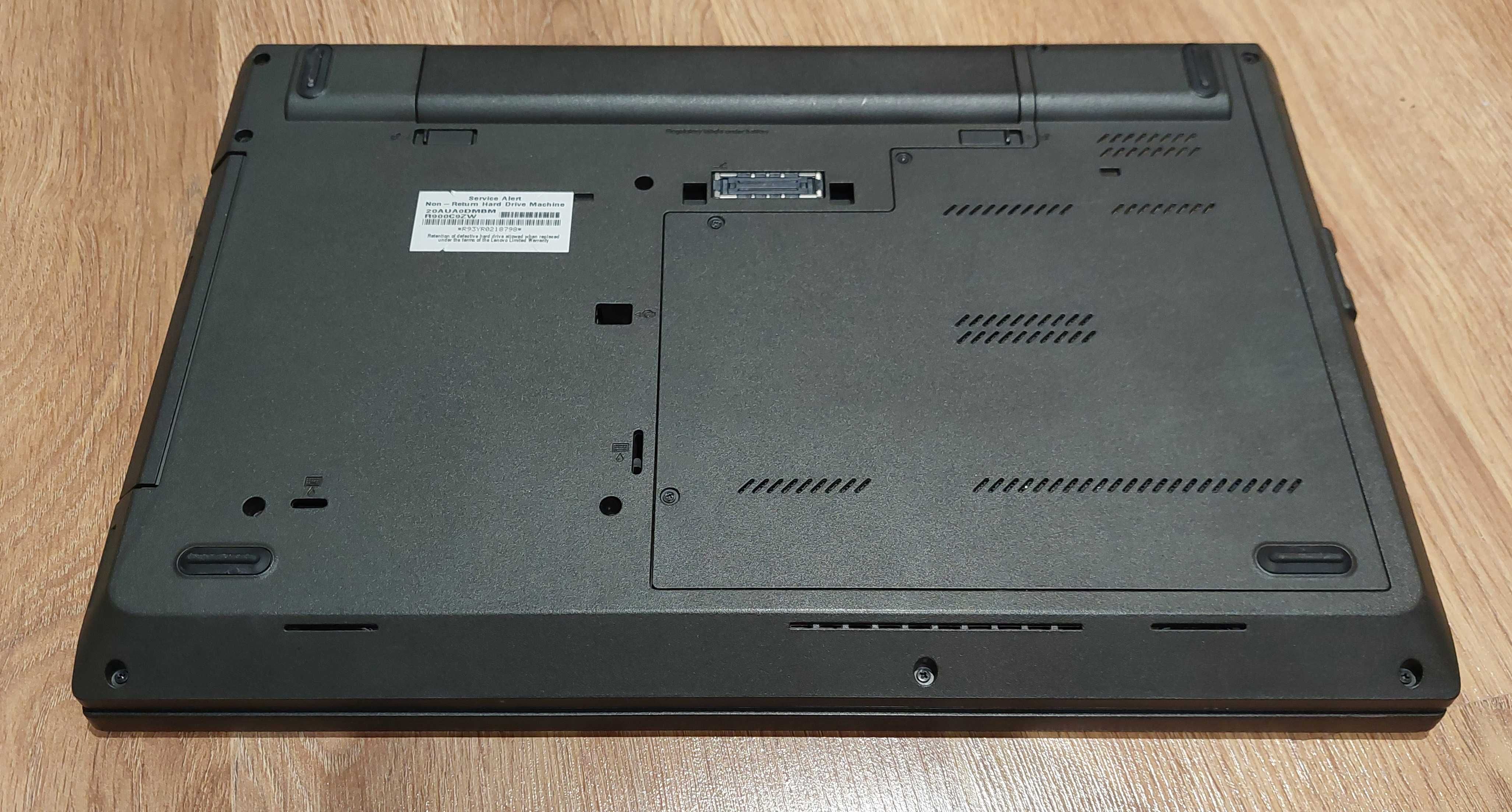 Lenovo Thinkpad L540 на части