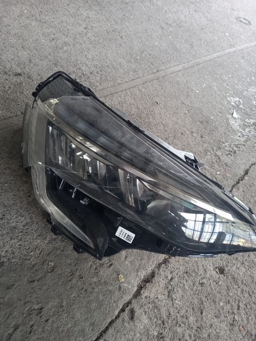 Десен фар за renault clio 5/рено клио 5