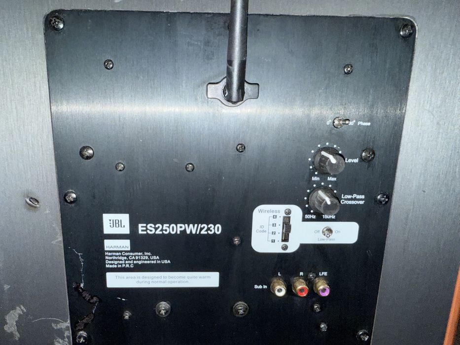 JBL ES250W 12” Subwoofer Активен