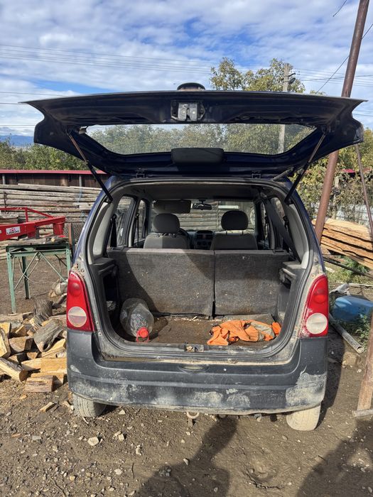 Vand Opel Agila 2003 benzina 1.0