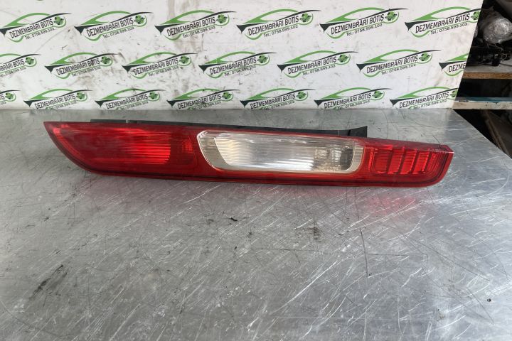 Lampa / Tripla stop dreapta pe aripa 4M5113404A / 4M51-13404-A Ford F