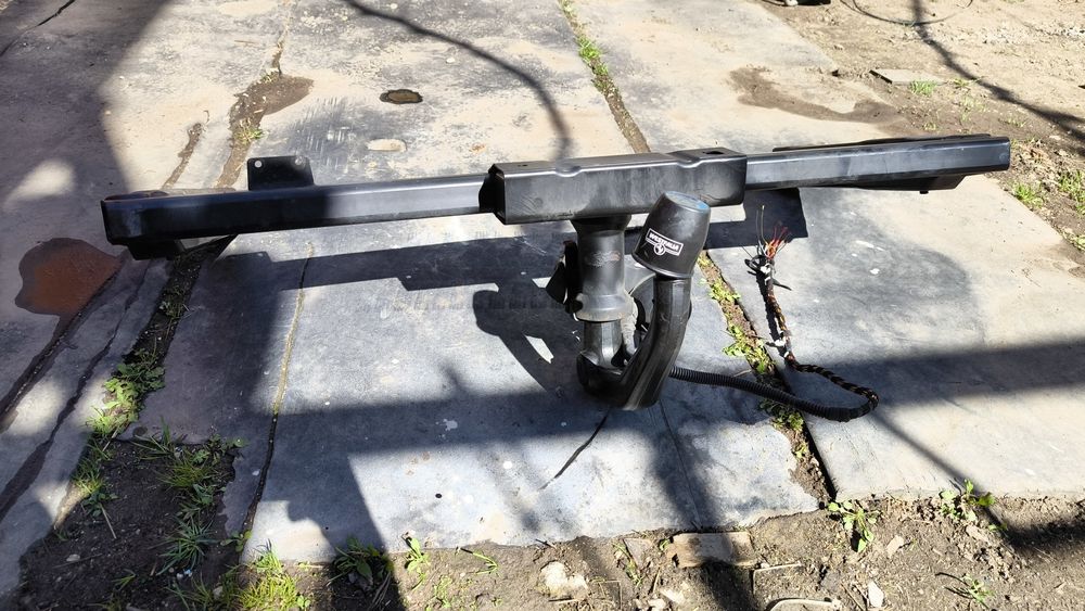 Carlig remorcare detasabil audi a4 b8 si a5