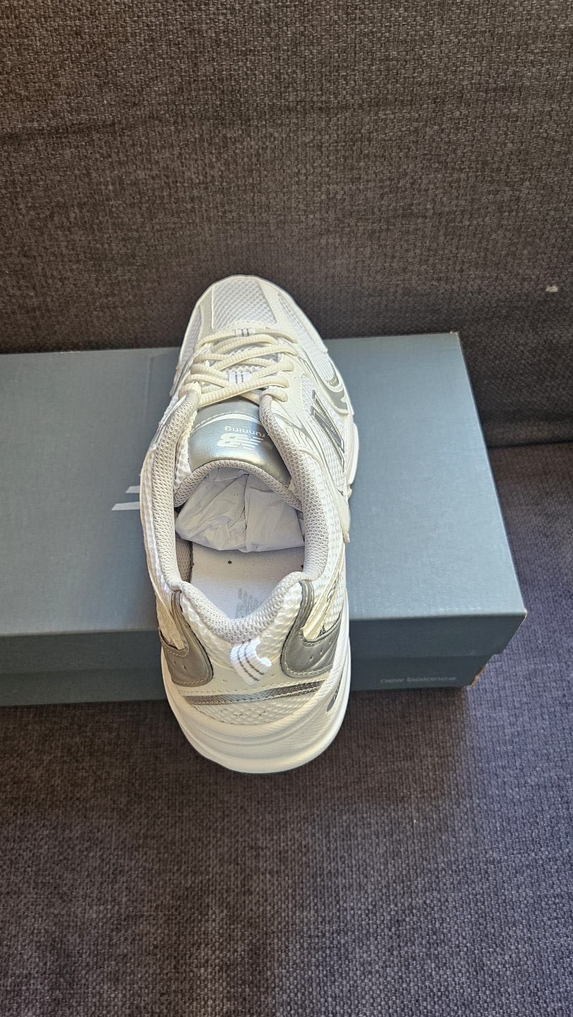 Adidași New Balance 530