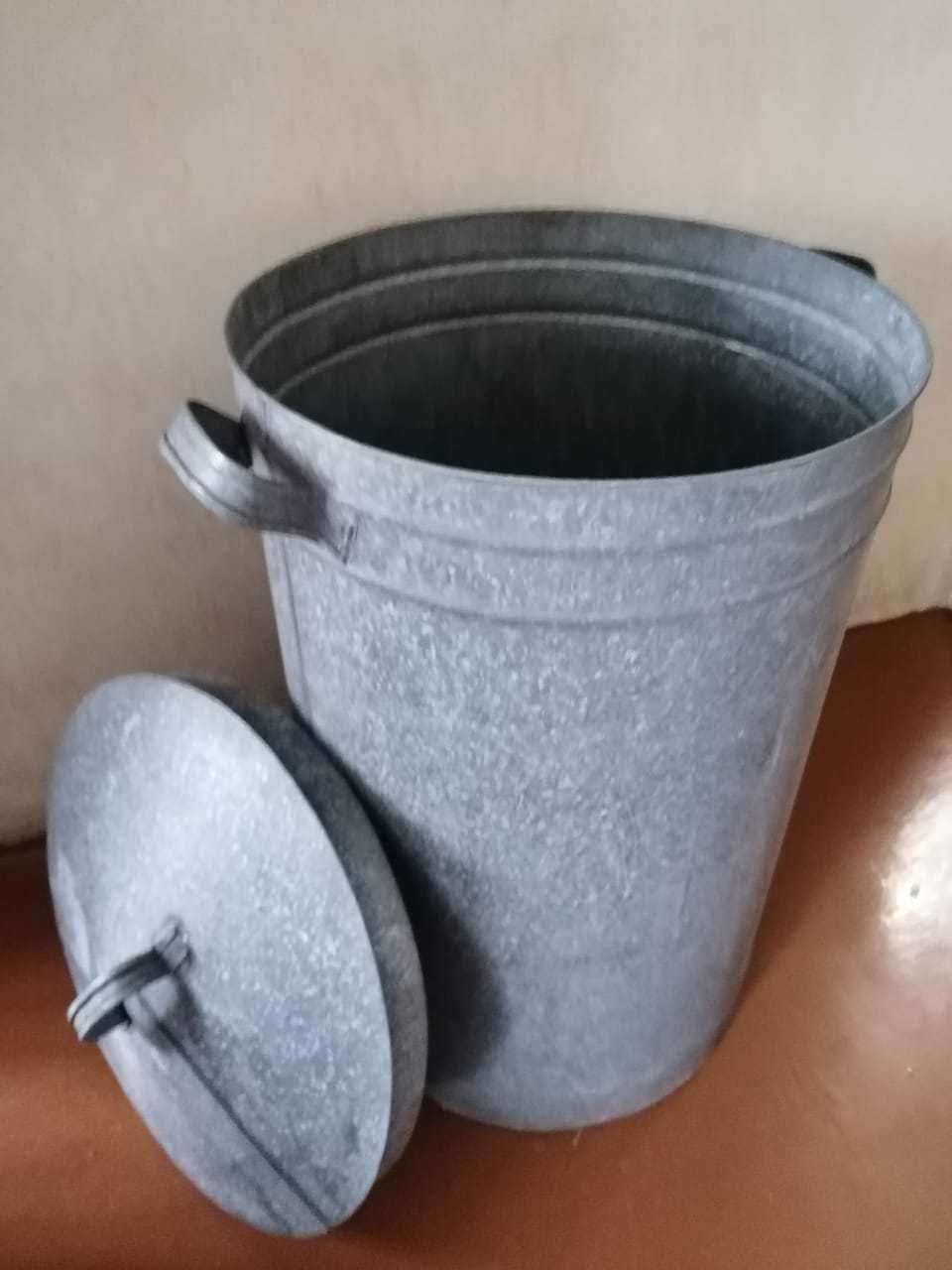 Продаётся оцинкованный бак