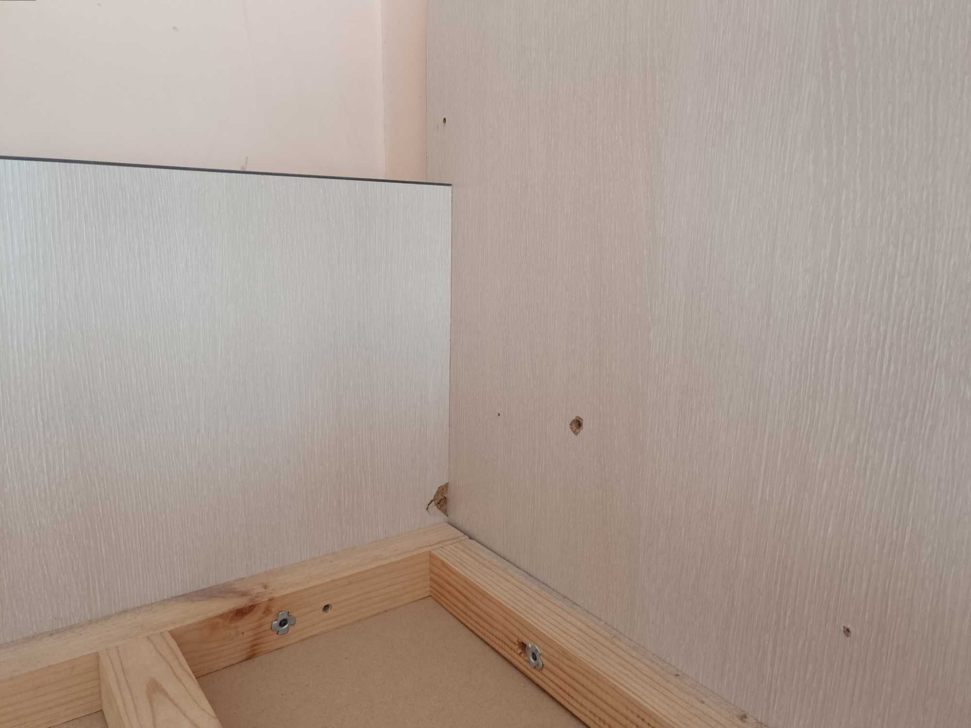 Продавам двуетажно легло