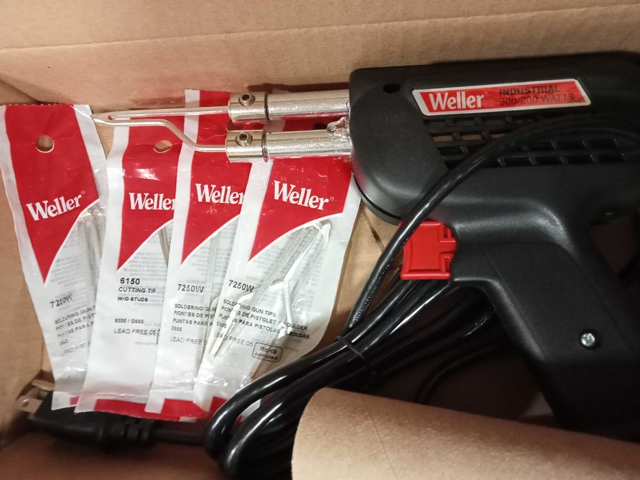 Pistol de lipit WELLER D650 Solder Gun 300/200 Watts 120v