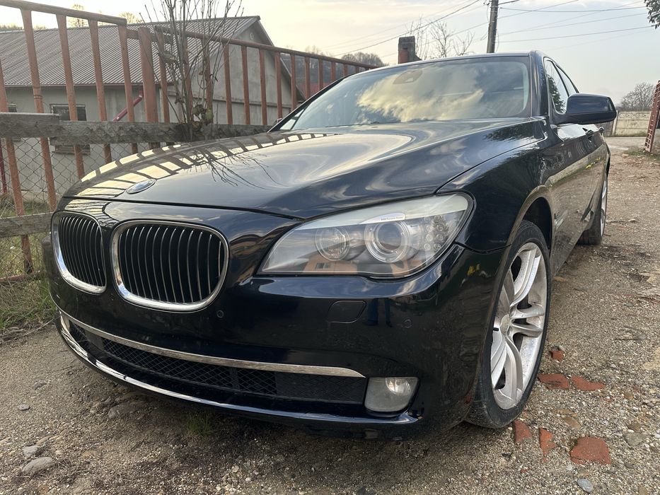 Vand Bmw 740d km reali euro 5
